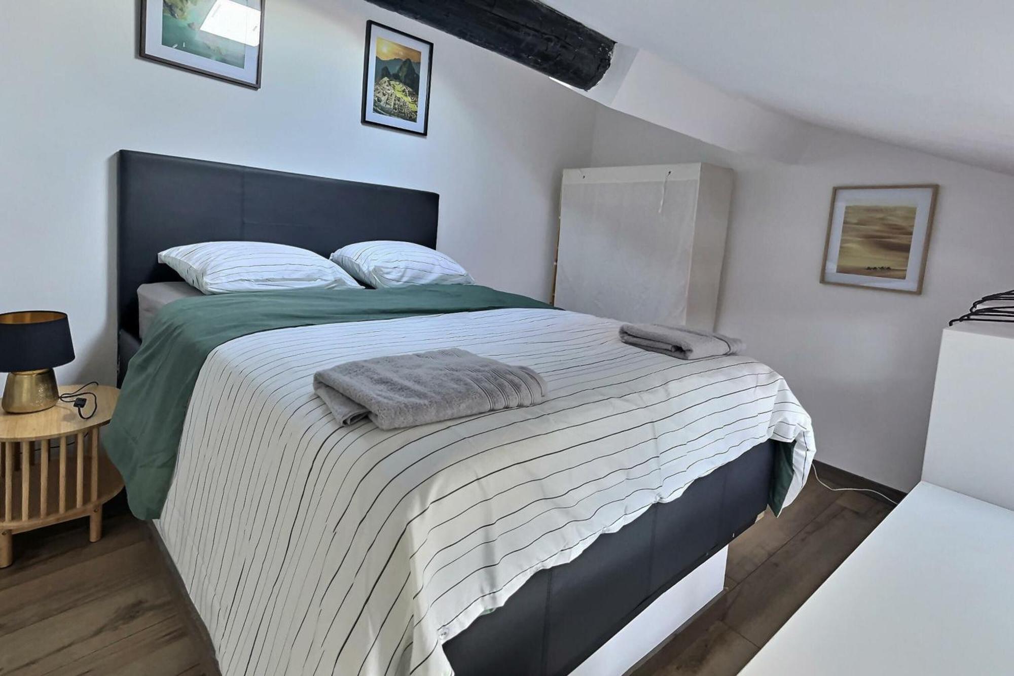 Charmant Duplex Beziers Centre المظهر الخارجي الصورة